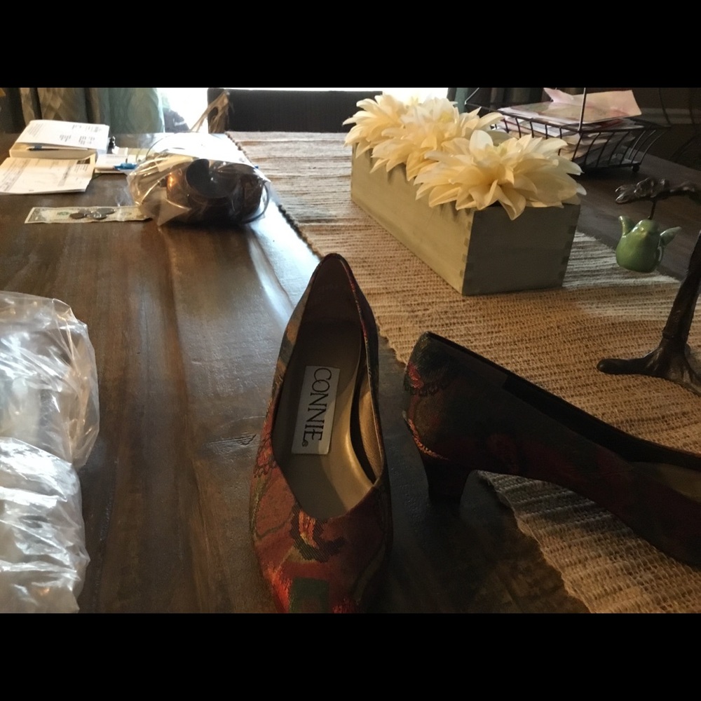 Shoes - Picture 2 of 2